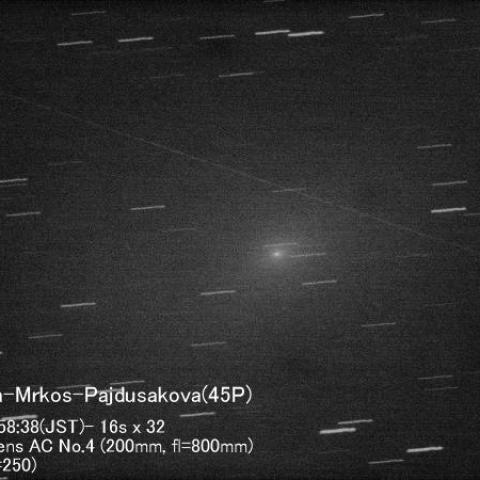 2/15の本田－ムルコス－パデュサコバ彗星(45P)
