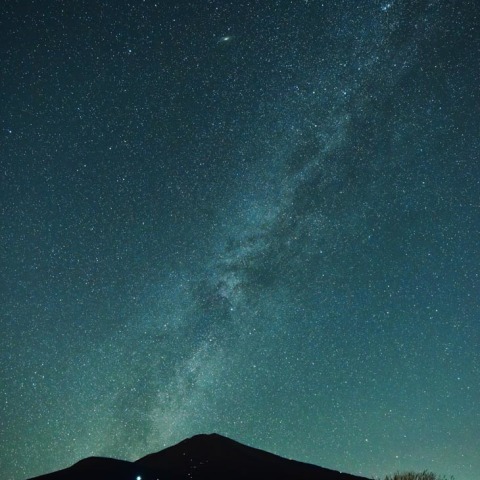 天の川と富士山