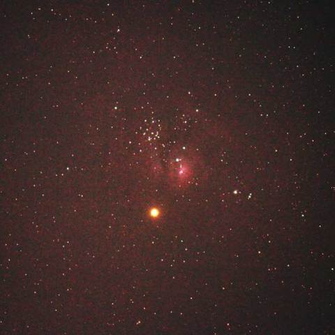 干潟星雲を順行する火星