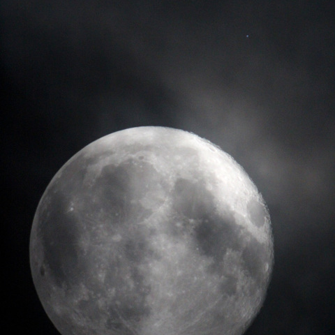 月とスピカ（雲の中）