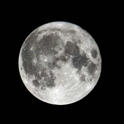 今年1番小さい満月