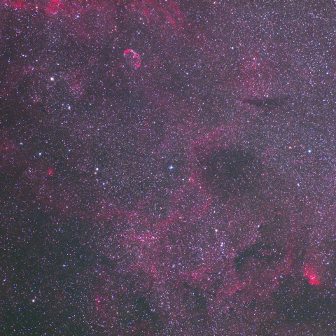 はくちょう座28番星付近の散光星雲