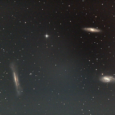 しし座のトリオ銀河