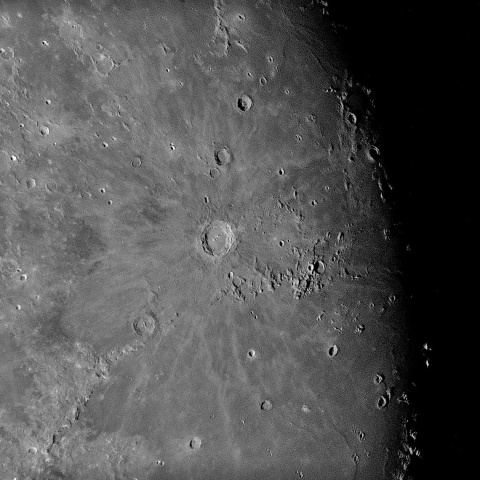 月面 2024年4月19日