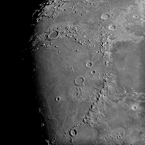 月面 2024年5月17日