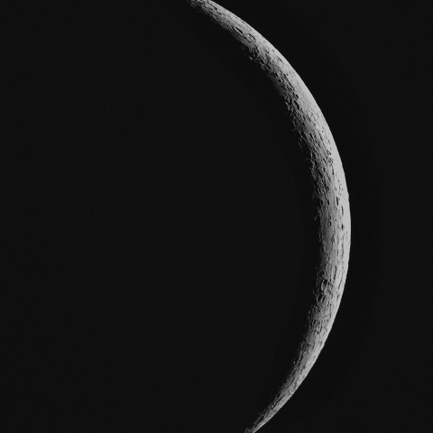 三日月 2024年7月8日