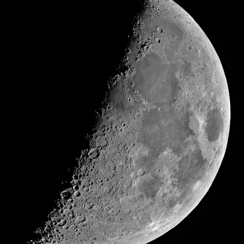 弓張月 2024年12月8日