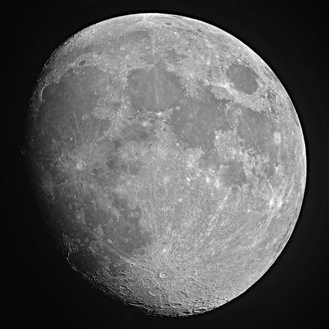 宵月 2025年4月9日