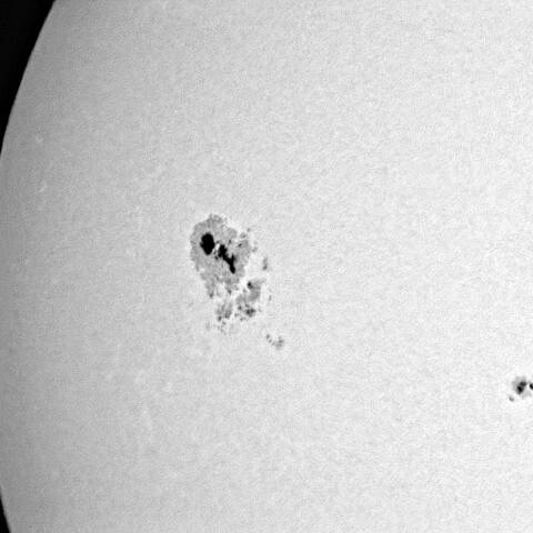 太陽黒点 2025年5月8日