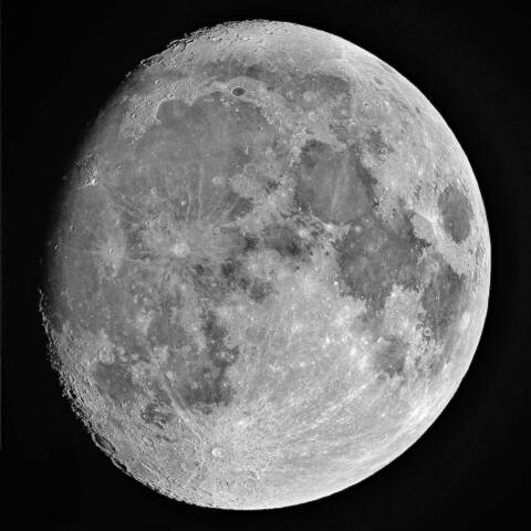 十三夜 2025年8月6日