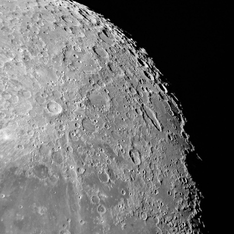 月面 2025年11月2日