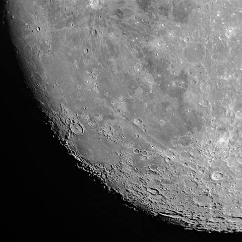 月面 2026‎年4月28日