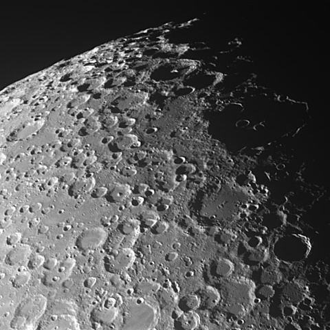 月 2019年4月13日