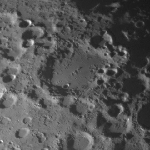 月 2019年4月13日