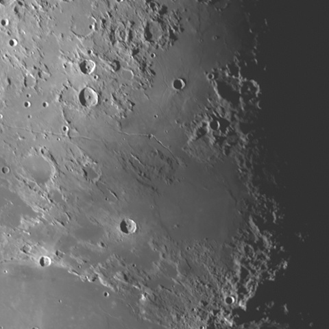 月面 2019年8月8日