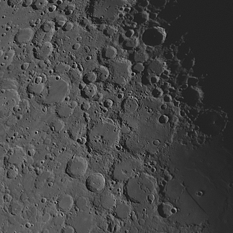 月面 2020年5月1日