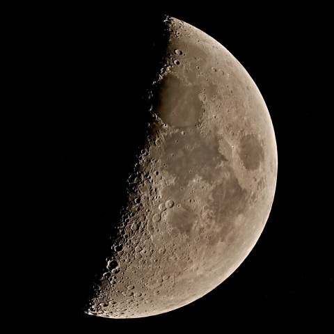 弓張月 2020年8月25日