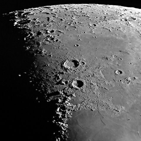 月面 2020年8月25日