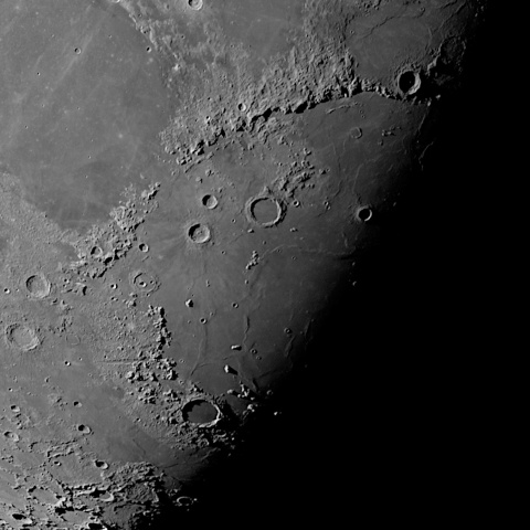 月面 2020年10月25日