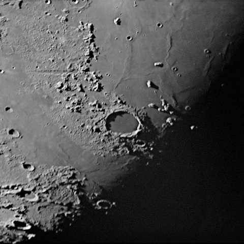 月面 2020年10月25日