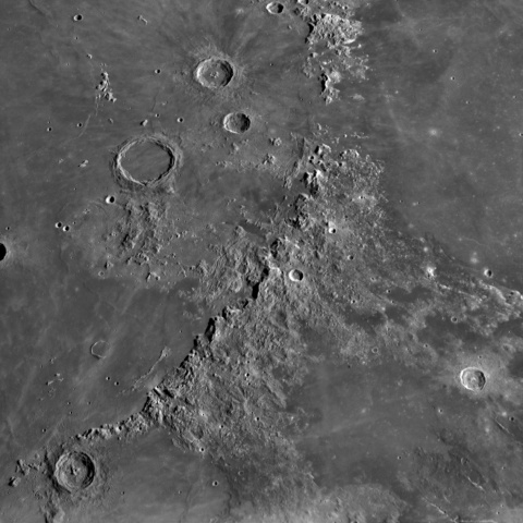 月面 2021年3月23日