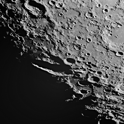 月面 2021年3月24日