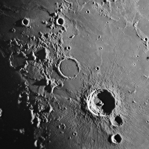 月面 2021年3月23日