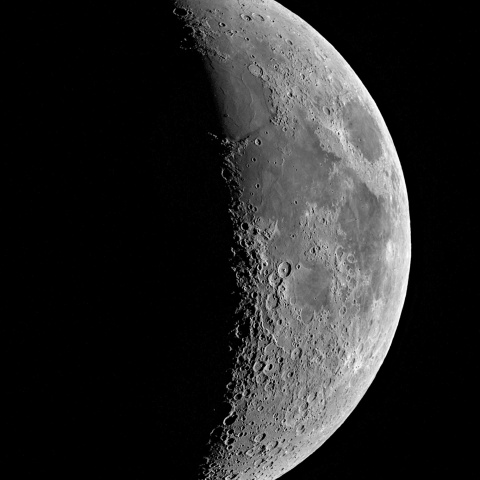 弓張月 2021年4月18日