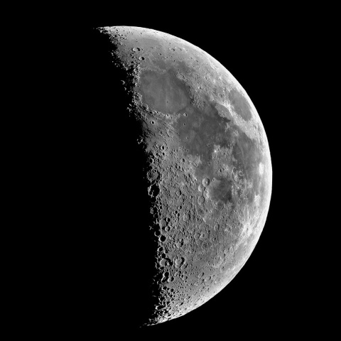 宵月 2021年4月19日