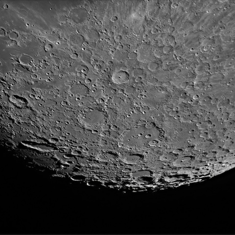 月面 2021年6月21日