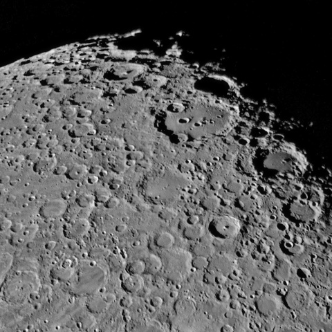 月面 2021年7月19日