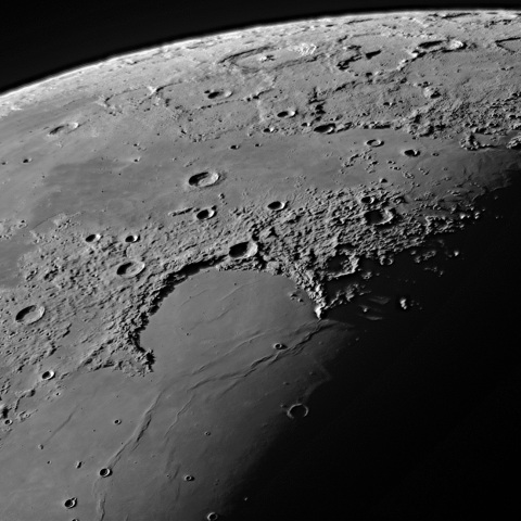 月面 2021年8月3日