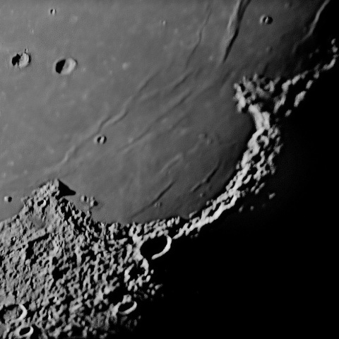 月面 2021年8月18日