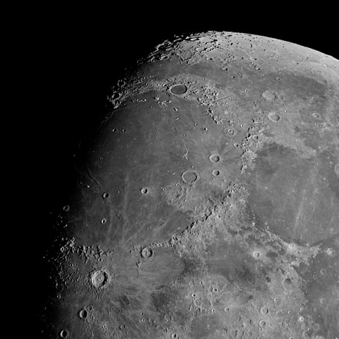 月面 2022年2月11日