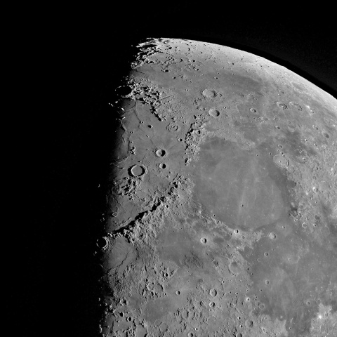 月面 2022年3月11日