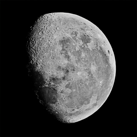 更待月 2022年3月23日