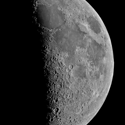 弓張月 2022年4月8日