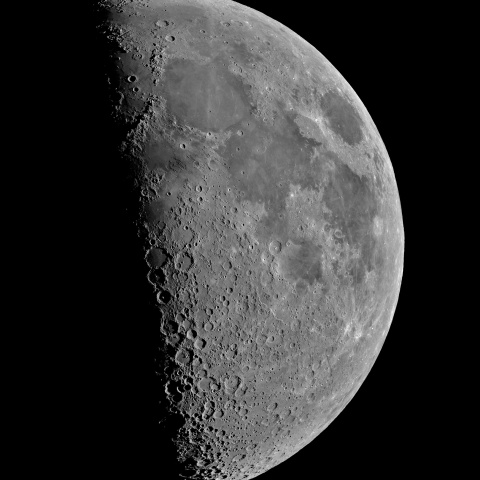 九夜月 (上弦) 2022年4月9日