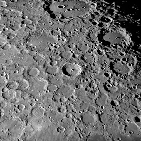 月面 2022年8月7日