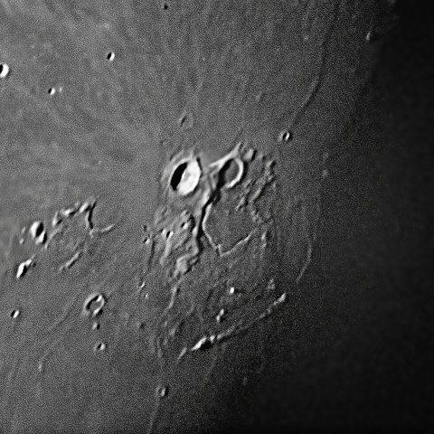 月面 2022年8月9日