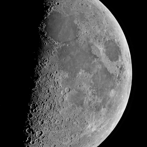 弓張月 2023年2月27日