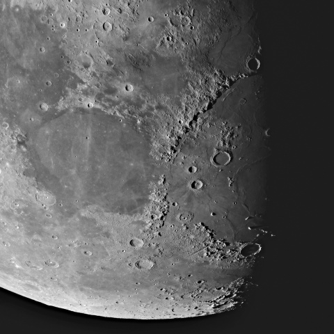 月面 2023年3月30日