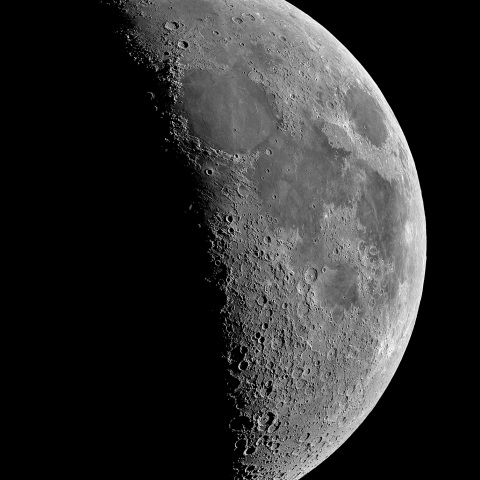 弓張月 2023年8月23日