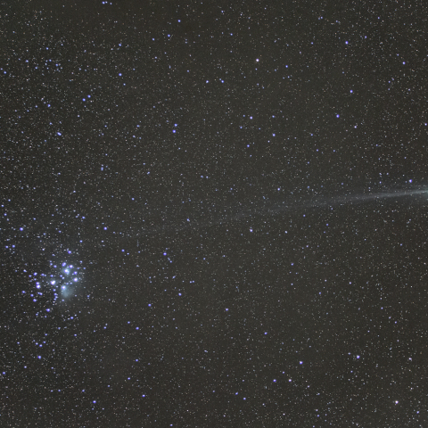 プレアデスとラブジョイ彗星