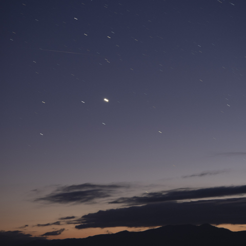 沈みゆく南斗六星と金星