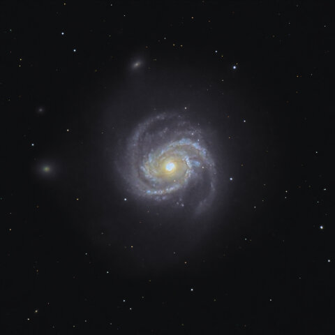 M100 かみのけ座の銀河（かみのけ座）