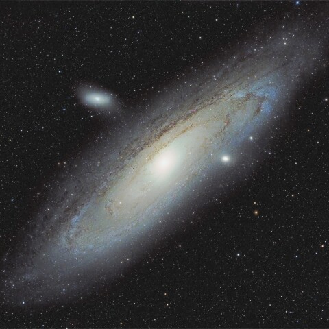 M31 アンドロメダ大銀河（アンドロメダ座）