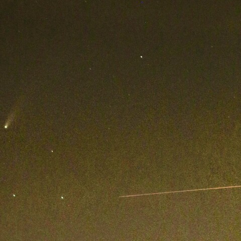 ネオワイズ彗星とISS