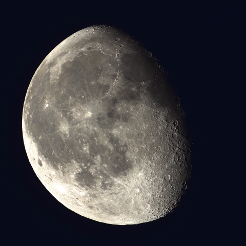 月、2024/1/31未明