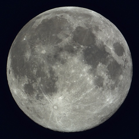 月、2024/12/15夕方